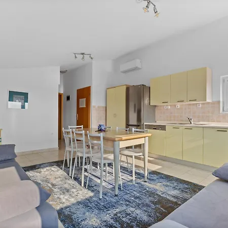 Franjo Apartmán Pula